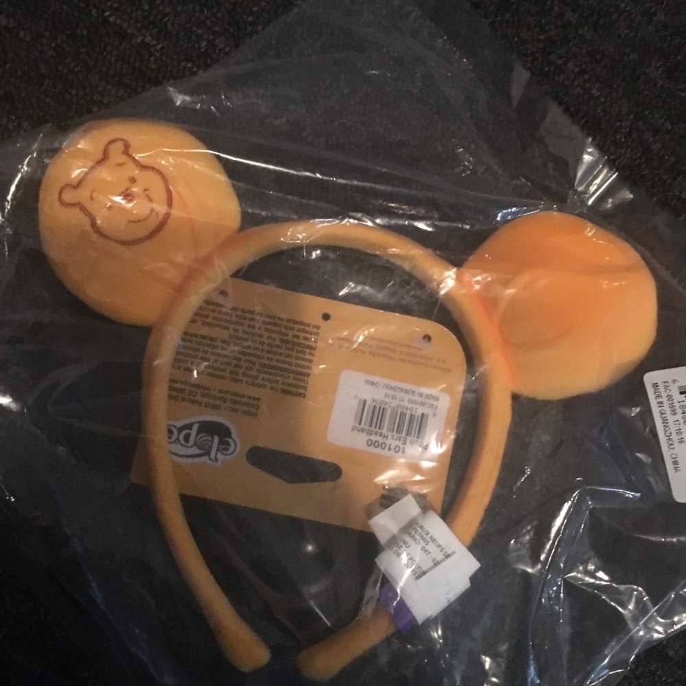 Winnie the Pooh and Piglet ears - Picture 2 of 2